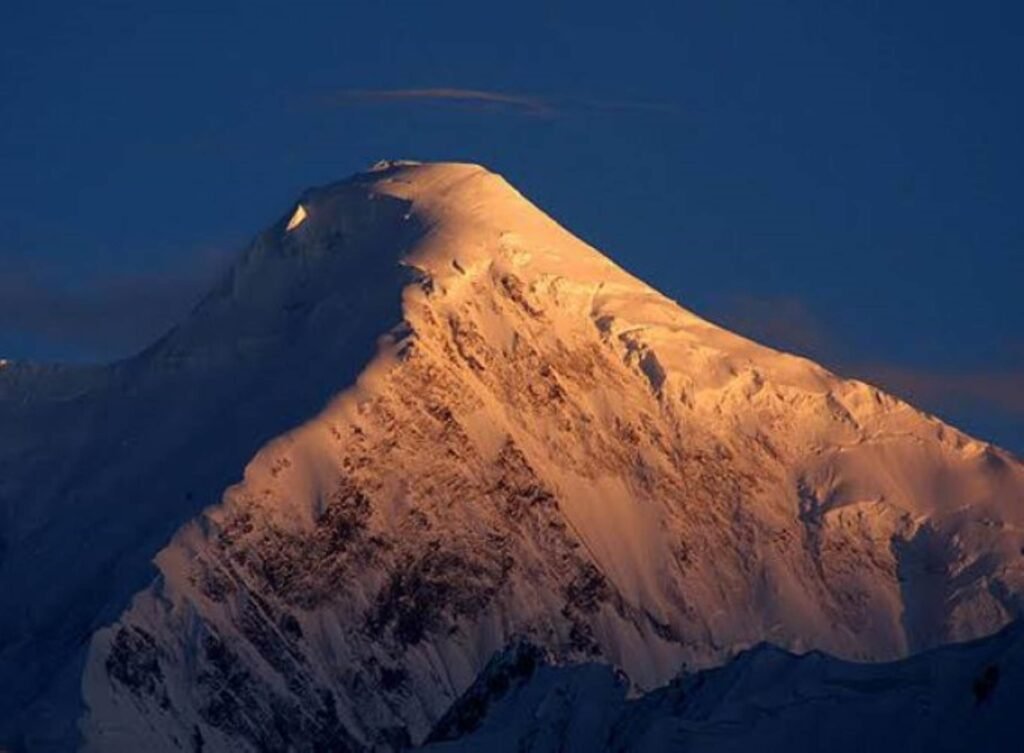 Diran-Peak-Expedition-680×500-1